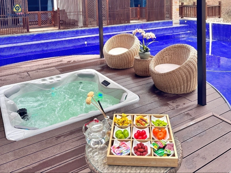 hot tub hot tub