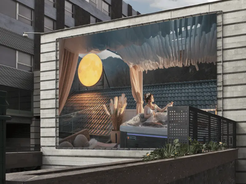 outdoor hot tub