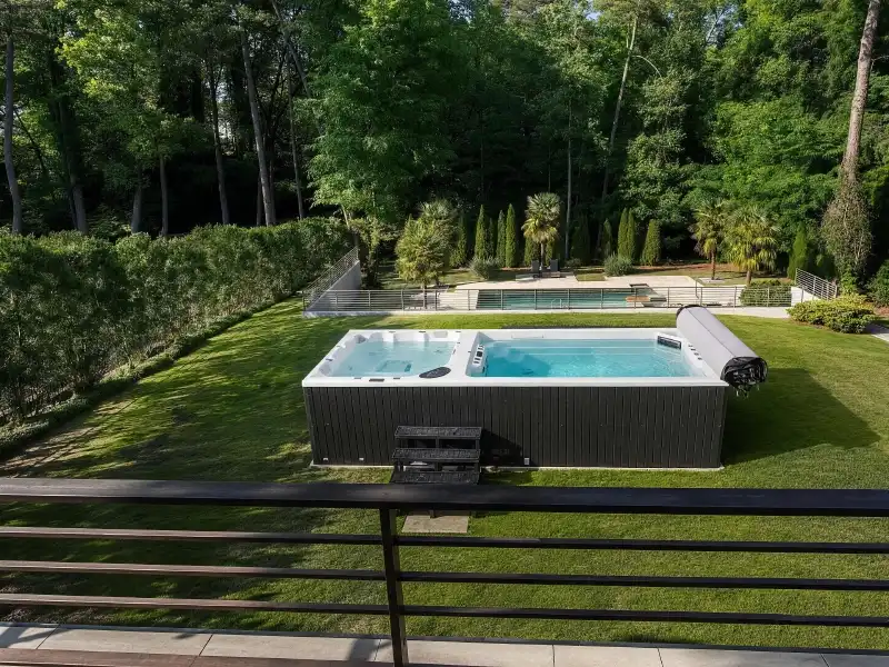 7 person swim spa